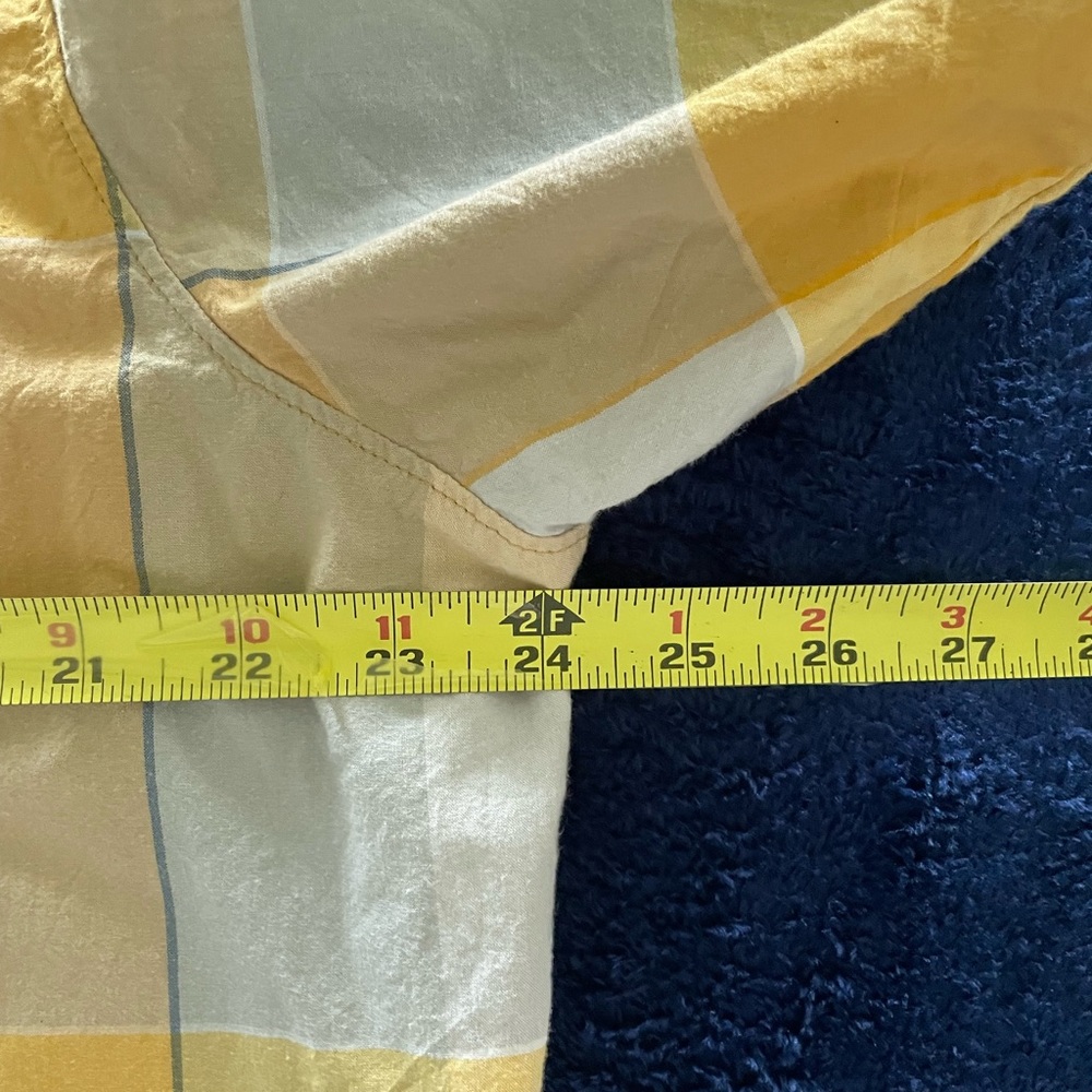 Columbia Mens Casual Button Down Size XL Gray Yellow Logo Camping Outdoors - Picture 6 of 6